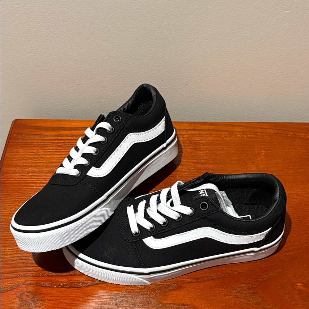 Vans Ward Women’s Shoes - Picture 2 of 13